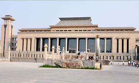 駐馬店(diàn)市(shi)黃淮學(xué)院